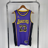 Regata Los Angeles Lakers Statement 24/25 LeBron James Roxa