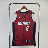 Regata Miami Heat Statement Edition LeBron James Vermelha