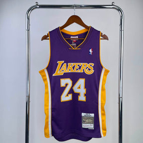 Regata Lakers Retrô Mitchell & Ness 2008/2009 Kobe Bryant Roxa