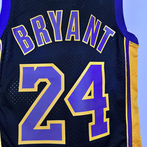Regata Lakers Retrô Mitchell & Ness 2009/2010 Kobe Bryant