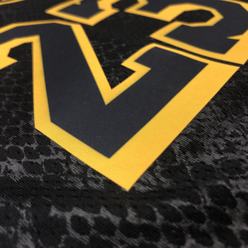 Regata Los Angeles Lakers Black Mamba LeBron James 23 Preta