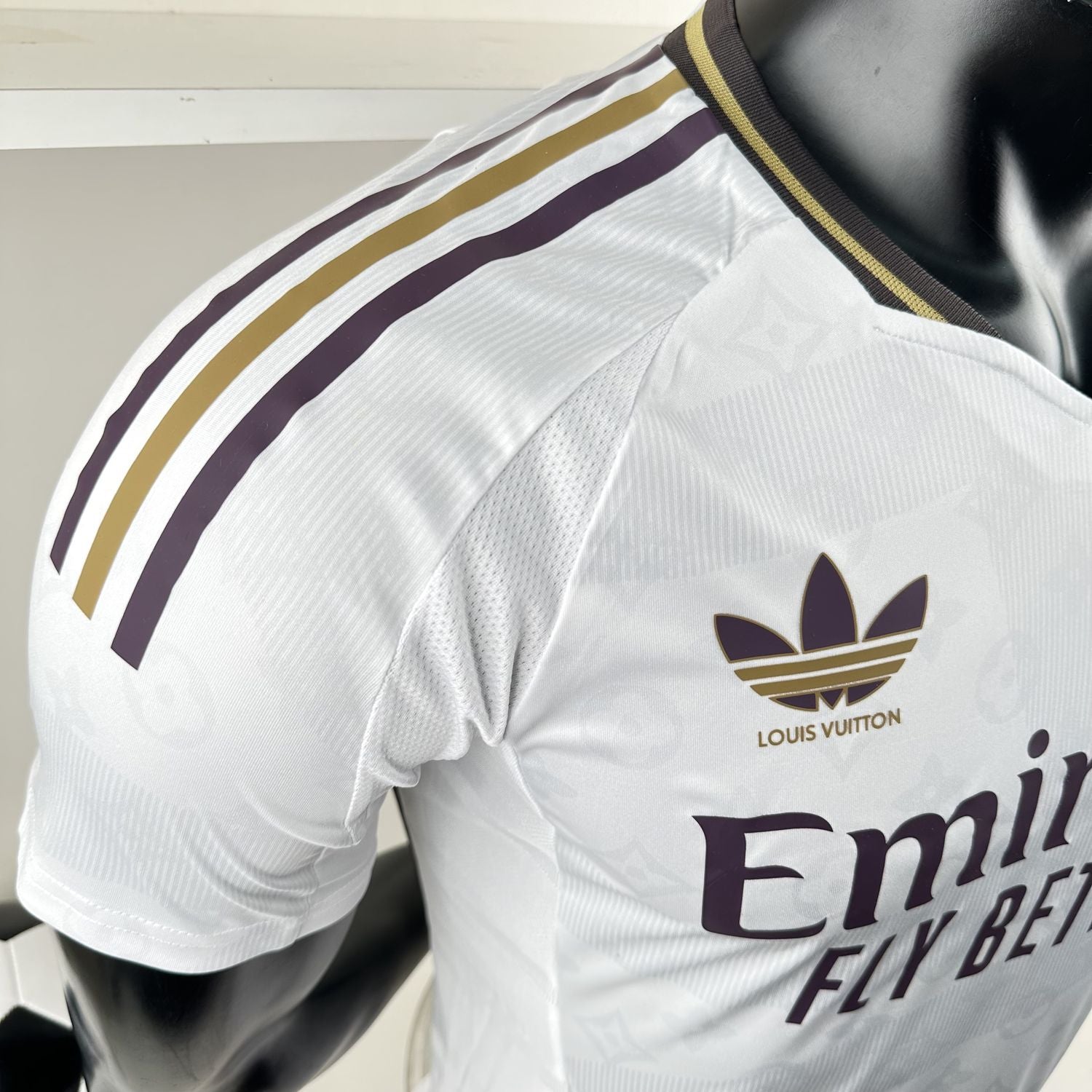 Camisa Real Madrid Edição Especial Branca
