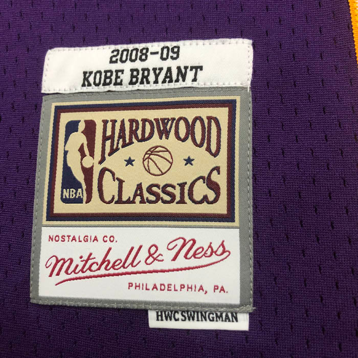 Regata Lakers Retrô Mitchell & Ness 2008/2009 Kobe Bryant Roxa