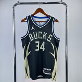 Regata Milwaukee Bucks Statement Edition 23/24 Giannis Antetokounmpo Preta