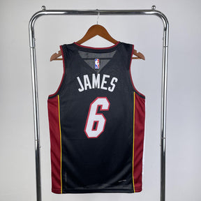 Regata Miami Heat Icon Edition LeBron James Preta