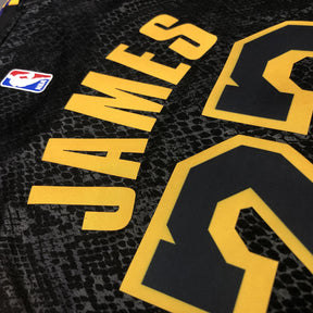 Regata Los Angeles Lakers Black Mamba LeBron James 23 Preta