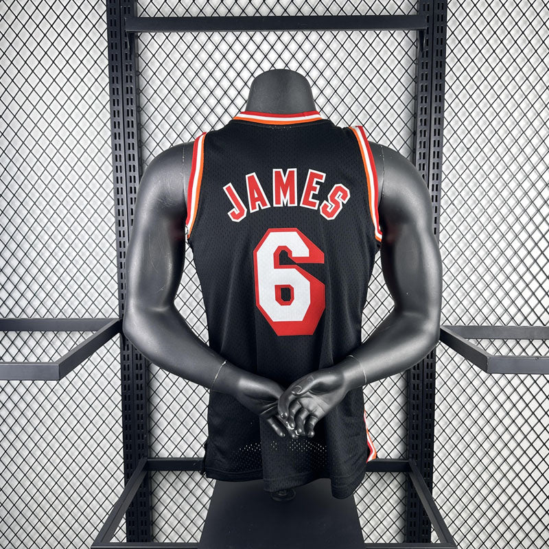 Regata Miami Heat Retrô Mitchell & Ness 2013/2014 LeBron James