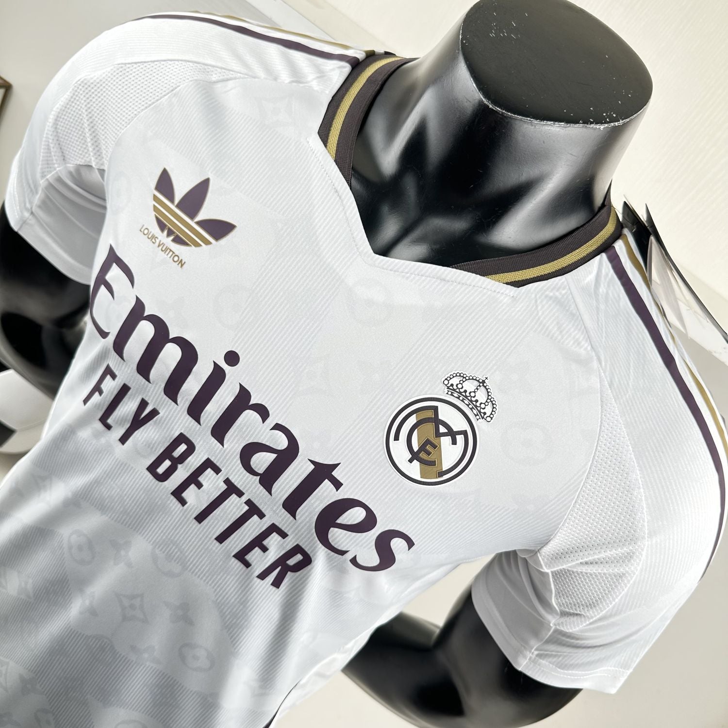 Camisa Real Madrid Edição Especial Branca