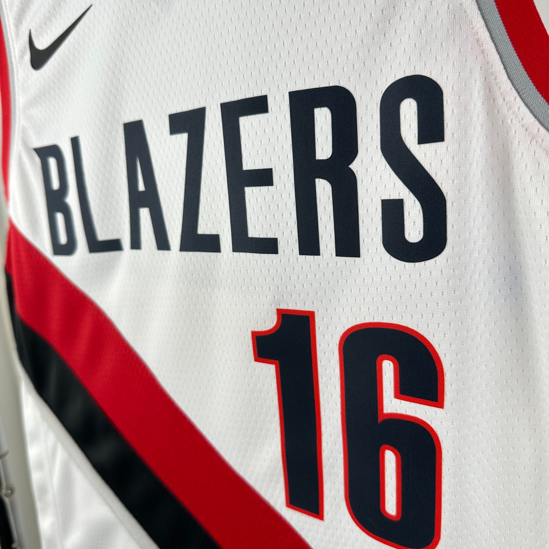 Regata Portland Trail Blazers Icon Edition Yang Branca