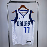 Regata Dallas Mavericks Association Edition 24/25 Luka Doncic Branca