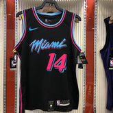 Regata Miami Heat Vice Edition Tyler Herro Preta