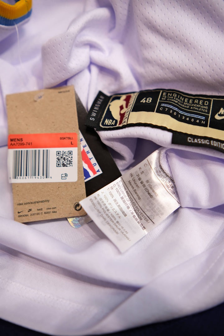 Regata Los Angeles Lakers Classic Edition 22/23 LeBron James Branca