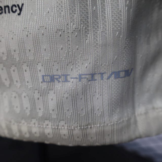 Camisa Barcelona Edição Kobe Bryant - 25/26