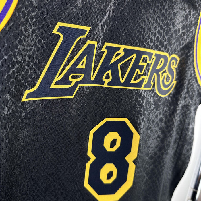Regata Los Angeles Lakers Black Mamba Kobe Bryant 8 Preta