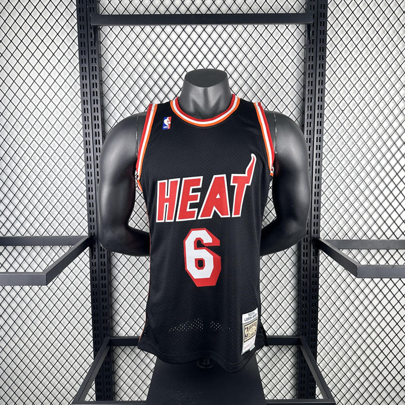 Regata Miami Heat Retrô Mitchell & Ness 2013/2014 LeBron James