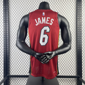 Regata Miami Heat Statement Edition LeBron James Vermelha