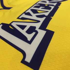Regata Los Angeles Lakers City Edition 19/20 Kobe Bryant 8 Amarela