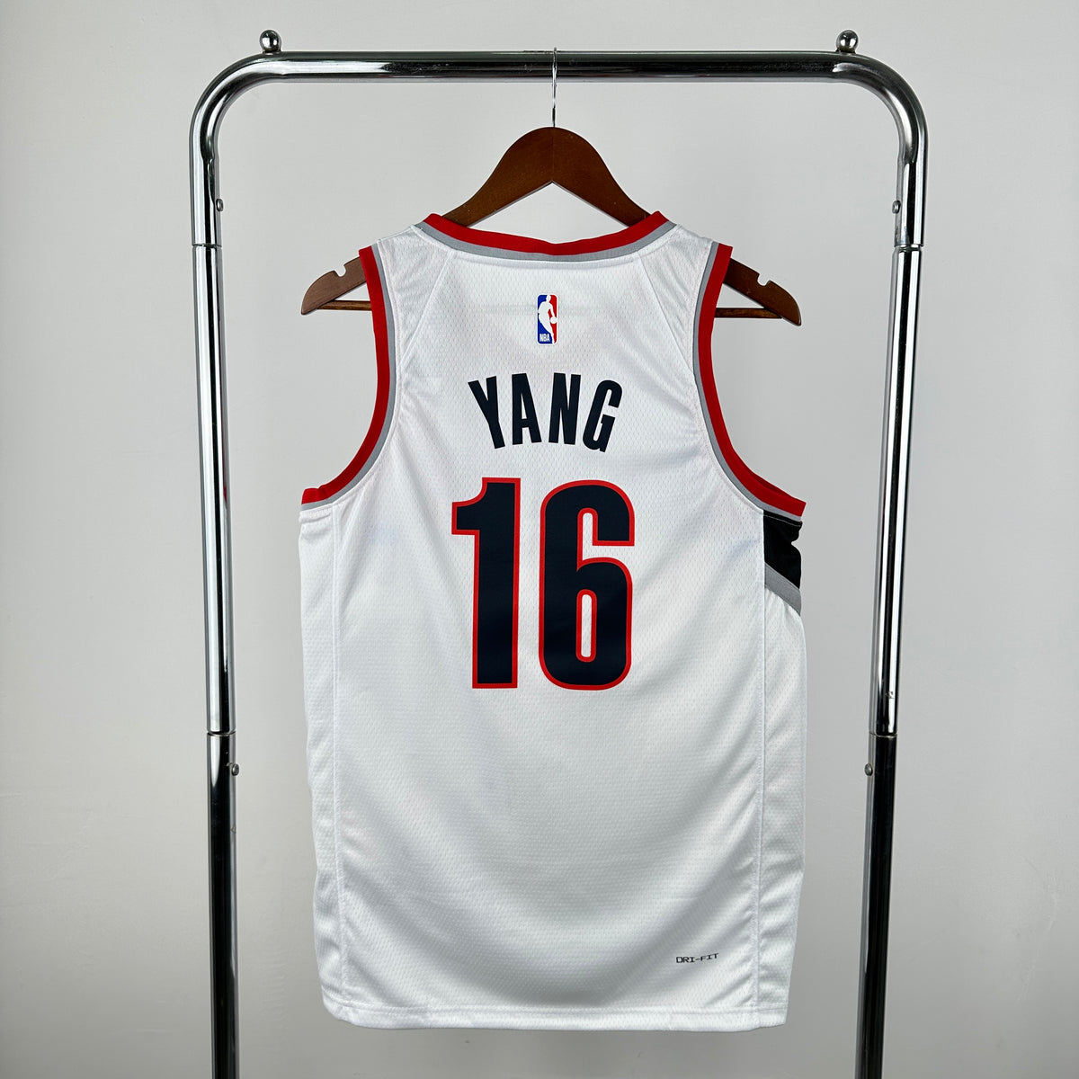 Regata Portland Trail Blazers Icon Edition Yang Branca